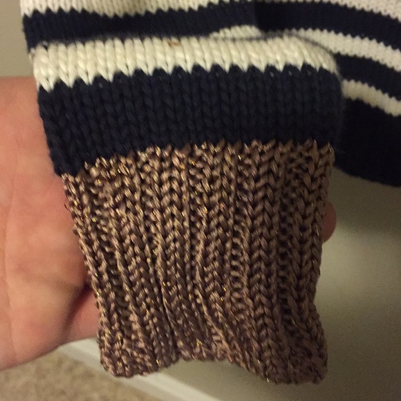 Banana Republic sweater - Picture 6 of 6